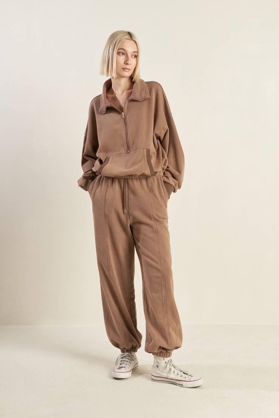 DELIGHTFUL DRAPE FRENCH TERRY JOGGER PANTS.