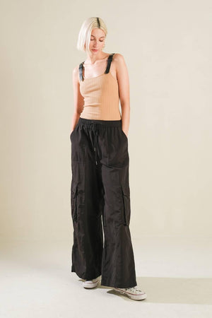 LOVIN ON ME CARGO PANTS.