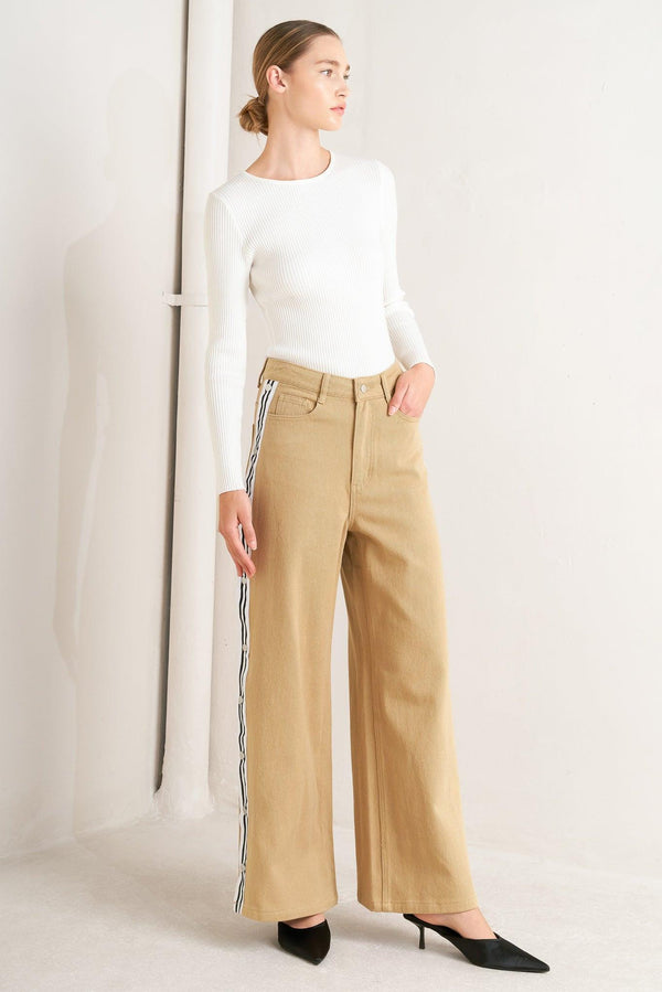 ELEGANT ELEVATION WOVEN TWILL PANTS.