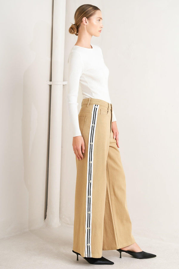 ELEGANT ELEVATION WOVEN TWILL PANTS.