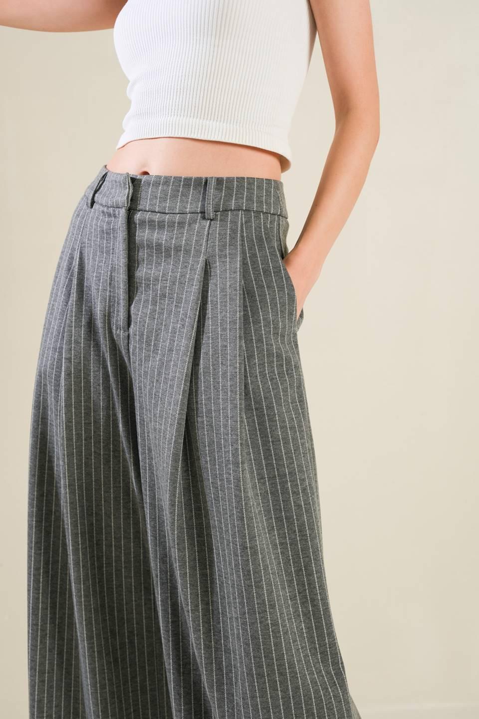 WANNA BE LOVED WOVEN PANTS.