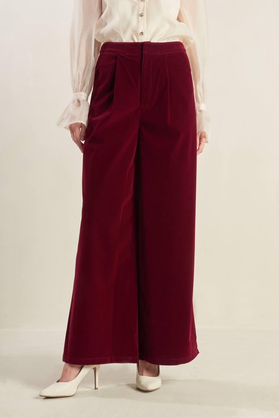 COY CHARM VELVET PANTS.