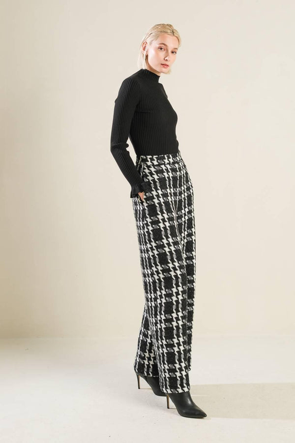 WHEN I'M WITH YOU WOVEN PANTS.