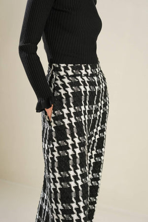 WHEN I'M WITH YOU WOVEN PANTS.