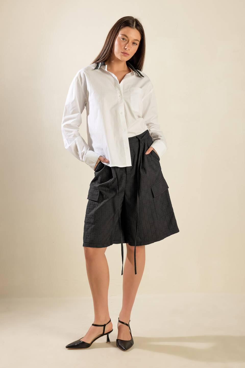 SEE WHAT HAPPENS WOVEN BERMUDA SHORTS - Flying Tomato - SHORTS - Freemarket