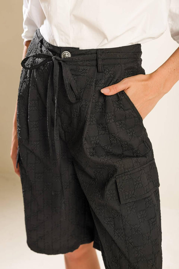 SEE WHAT HAPPENS WOVEN BERMUDA SHORTS - Flying Tomato - SHORTS - Freemarket