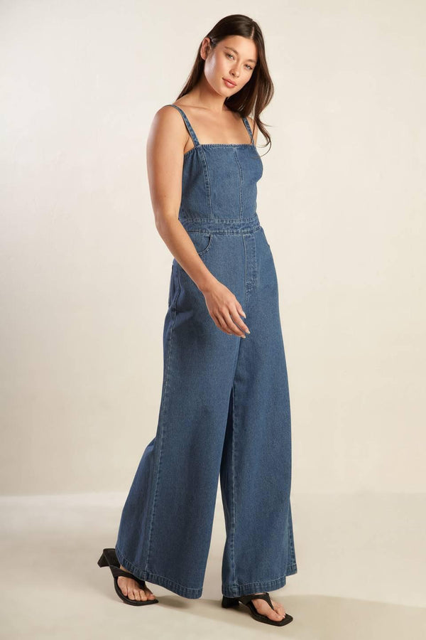 CLEAN GIRL DENIM JUMPSUIT.