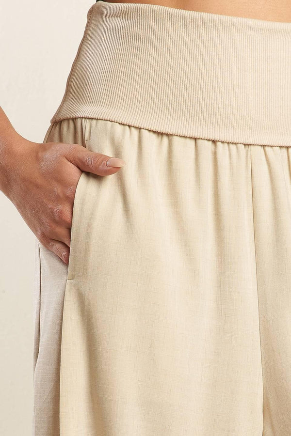 GO WITH GRACE WOVEN PANTS.