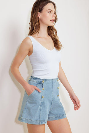 ANGEL WINGS AND CHAMOMILE WOVEN SKORT.