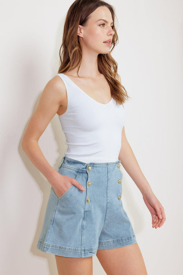 ANGEL WINGS AND CHAMOMILE WOVEN SKORT.