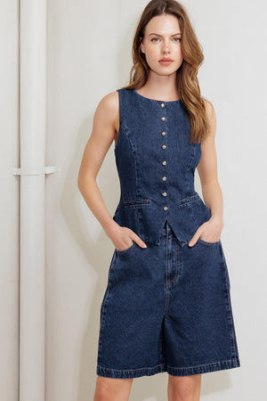 COFFEE PETAL DENIM SHORT.