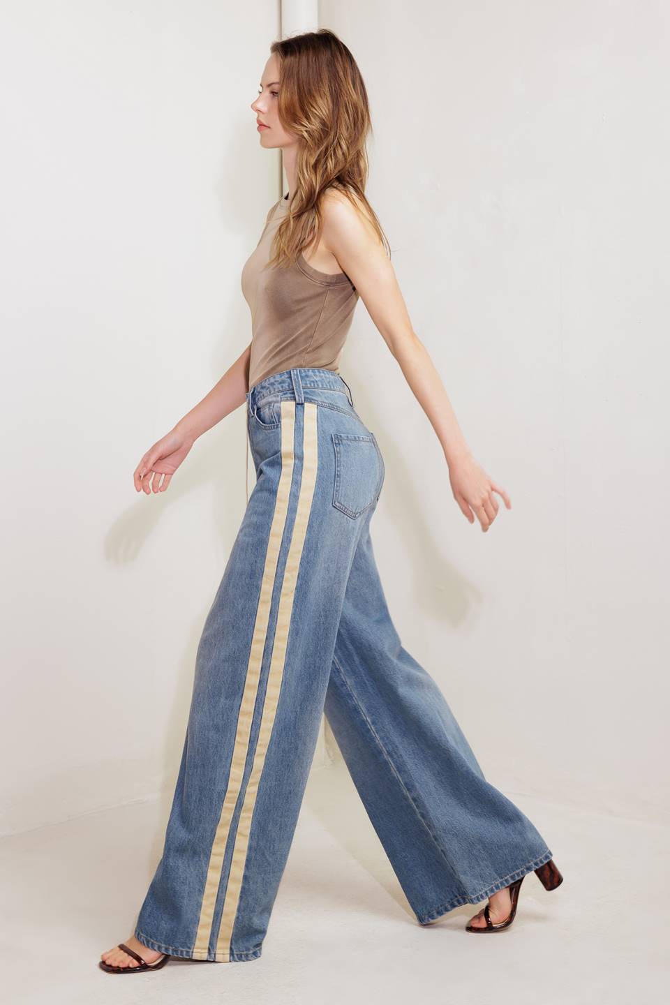 ON THE MOVE DENIM PANTS