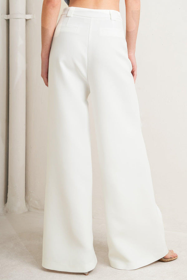 BRIGHT MOMENTS WOVEN PANTS.