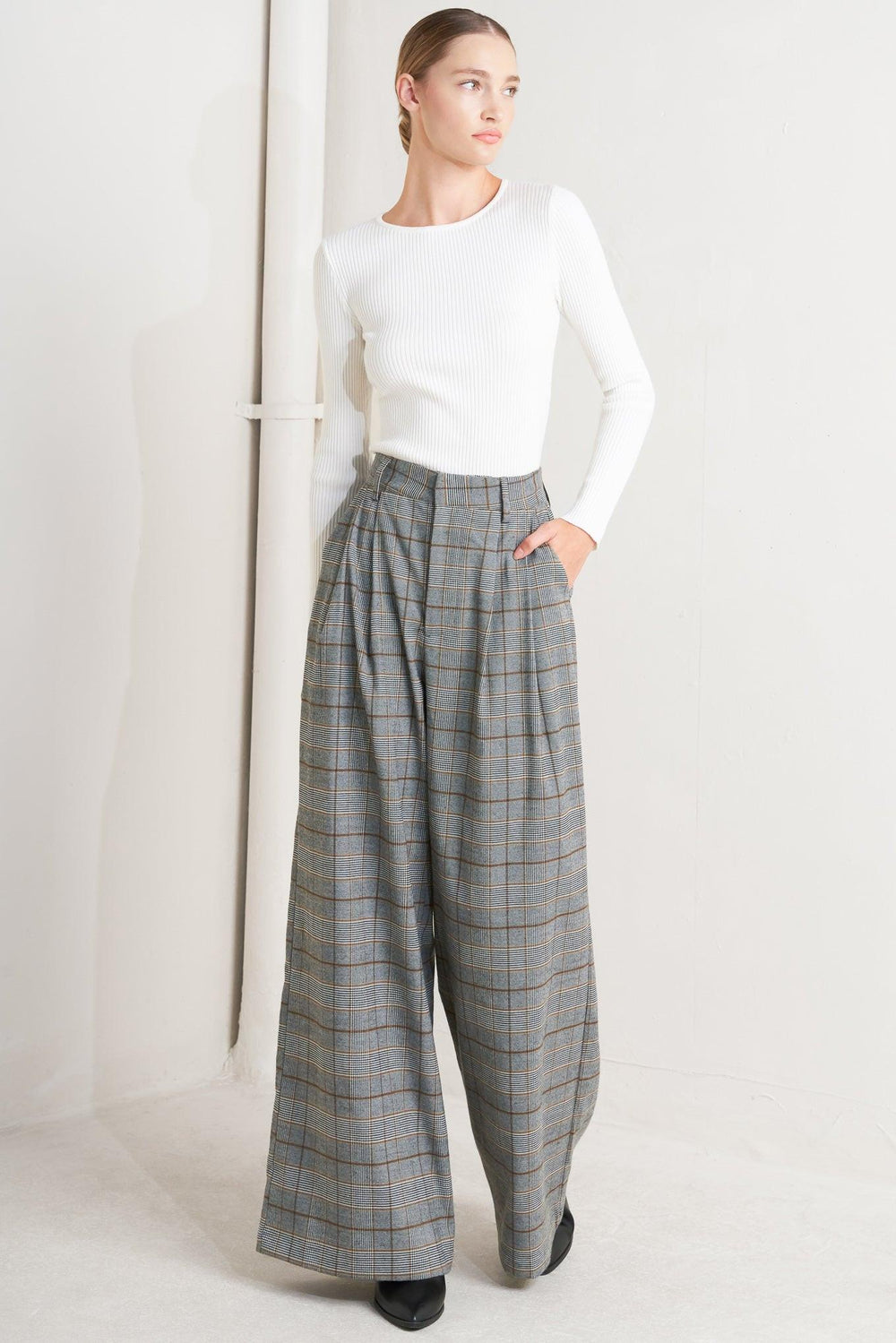 NEW AGE WOVEN PLAID PANTS.