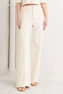 MODERN NEUTRAL TWILL PANTS.