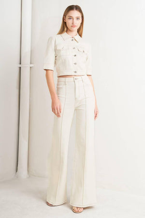 MODERN NEUTRAL TWILL PANTS.