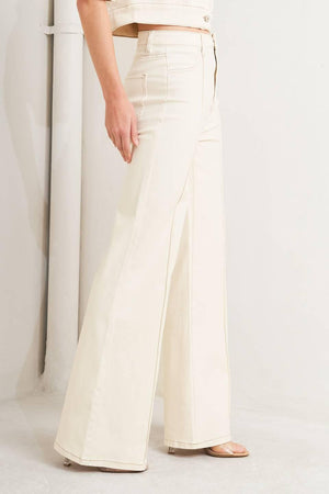 MODERN NEUTRAL TWILL PANTS.
