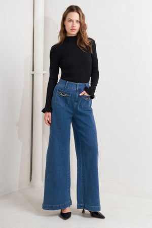 TIMELESS BLUE DENIM PANTS.