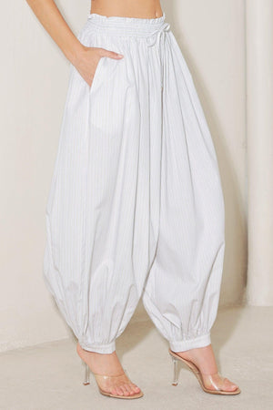 PACIFIC EASE WOVEN BALLON PANTS.