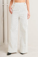 EFFORTLESS FORM STRIPE WOVEN PANTS.