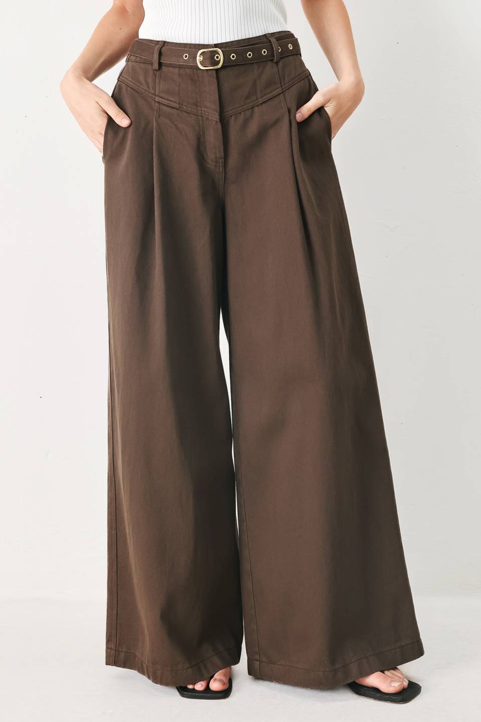 BROWN SUGAR STATEMENT WOVEN PANTS