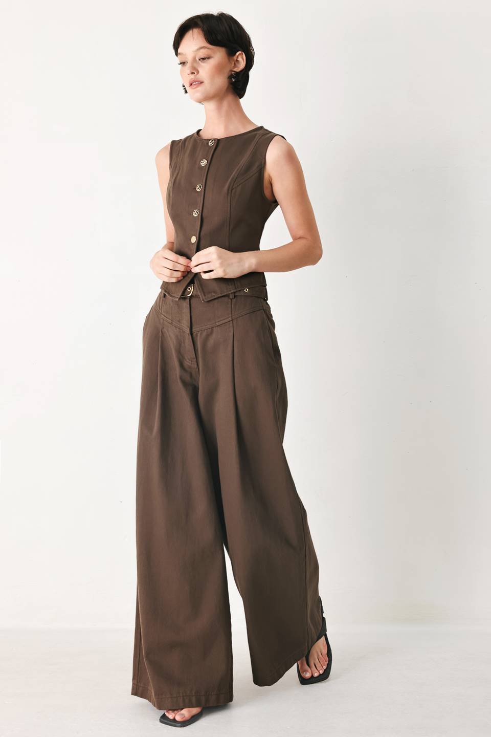 BROWN SUGAR STATEMENT WOVEN PANTS