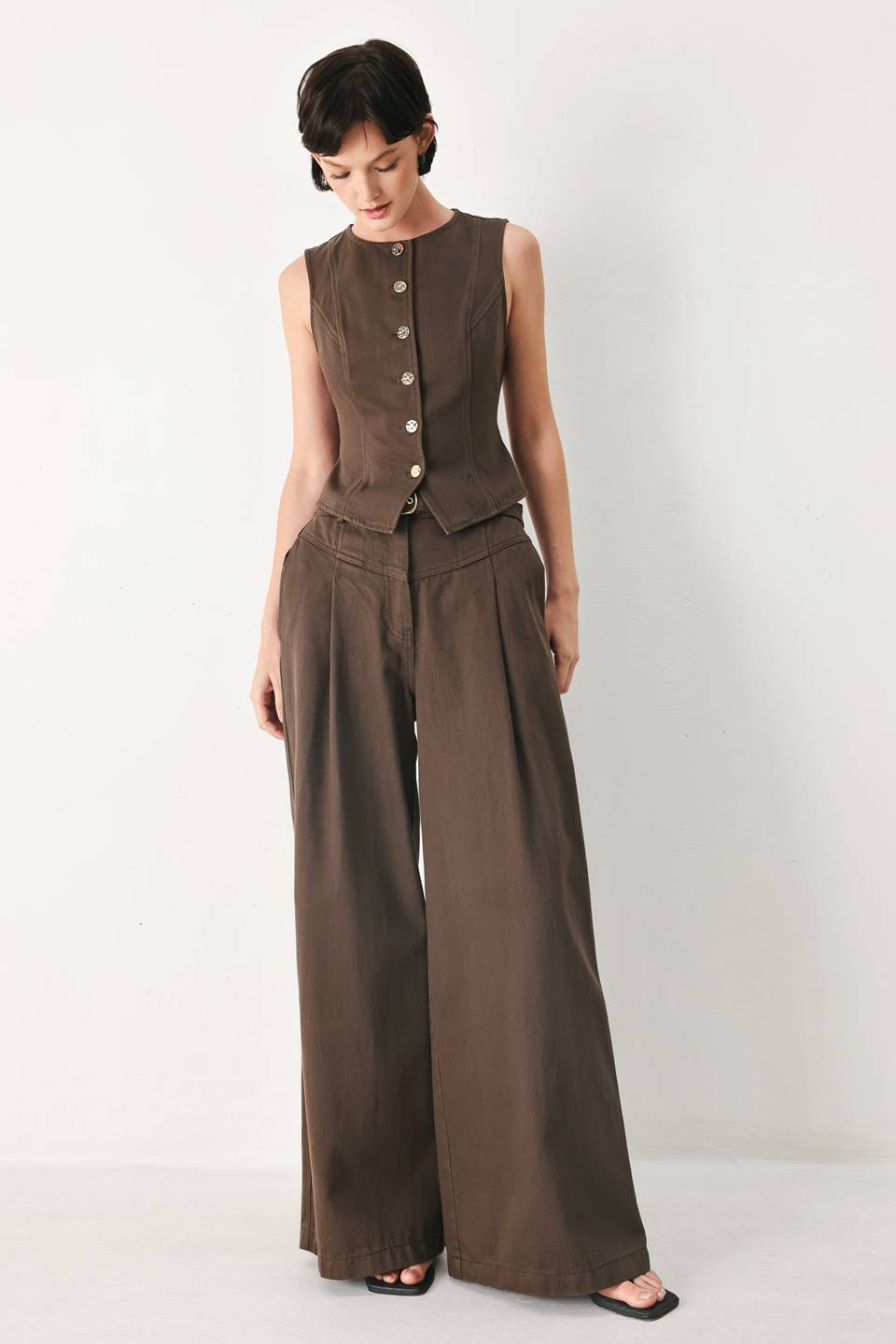 BROWN SUGAR STATEMENT WOVEN PANTS