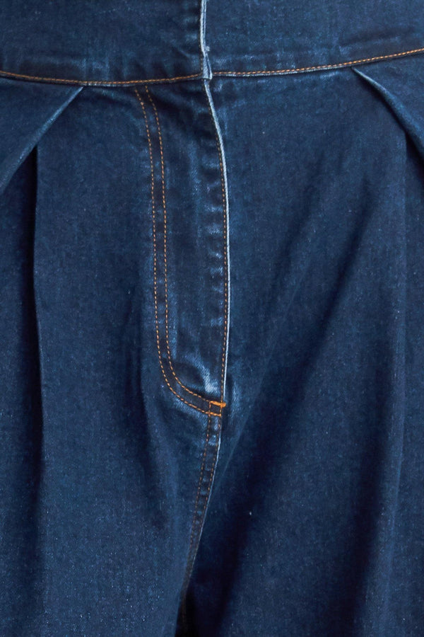 QUIET LUXE DENIM PANTS.
