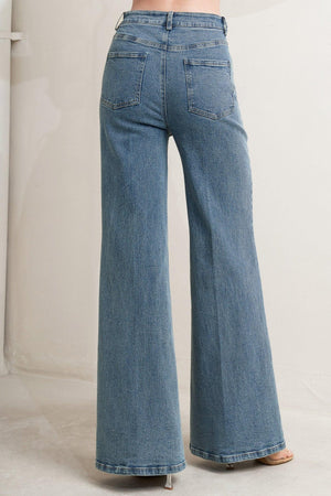 A washed denim pant with straight leg. matching top FT1811

Details: Self: 99% Cotton 1% Spandex

Size & Fit

-Model is 5`8" And Wearing Size Small
-Measurements Taken From Size Small
-Approx. Length: 43"