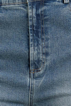 A washed denim pant with straight leg. matching top FT1811

Details: Self: 99% Cotton 1% Spandex

Size & Fit

-Model is 5`8" And Wearing Size Small
-Measurements Taken From Size Small
-Approx. Length: 43"