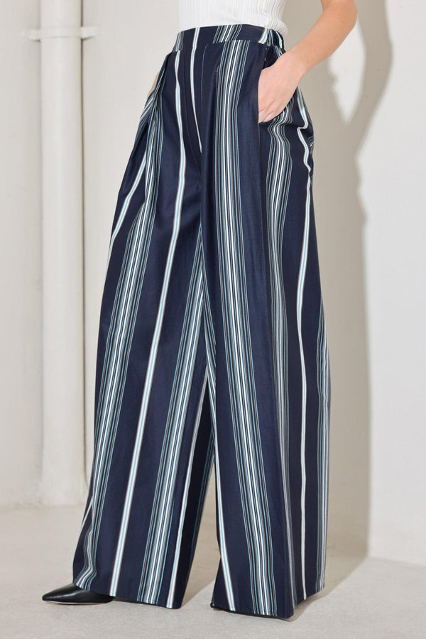 CITY STRIPE WOVEN PANTS.