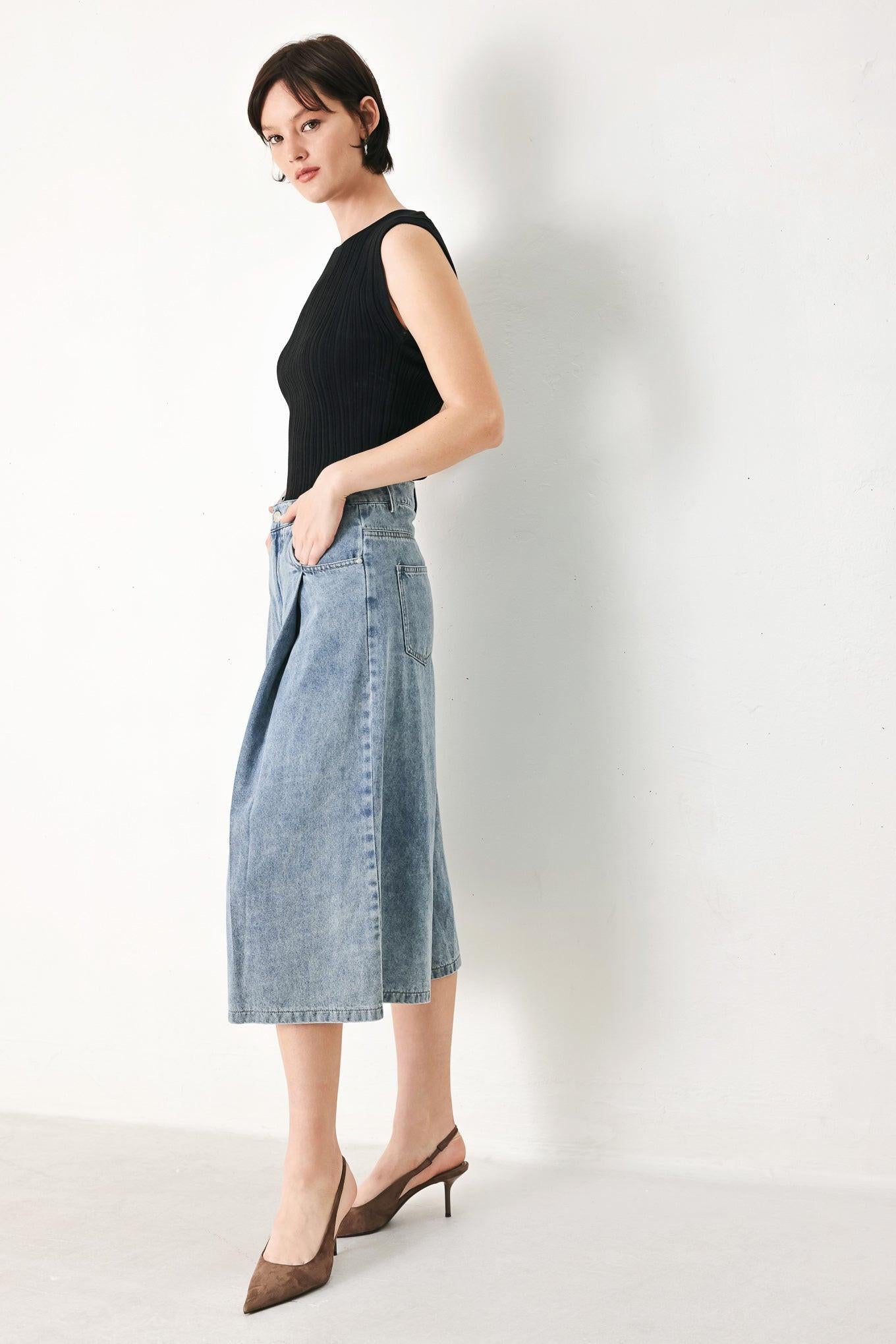 [PREORDER] SKY CHARMER DENIM CULOTTE PANTS.