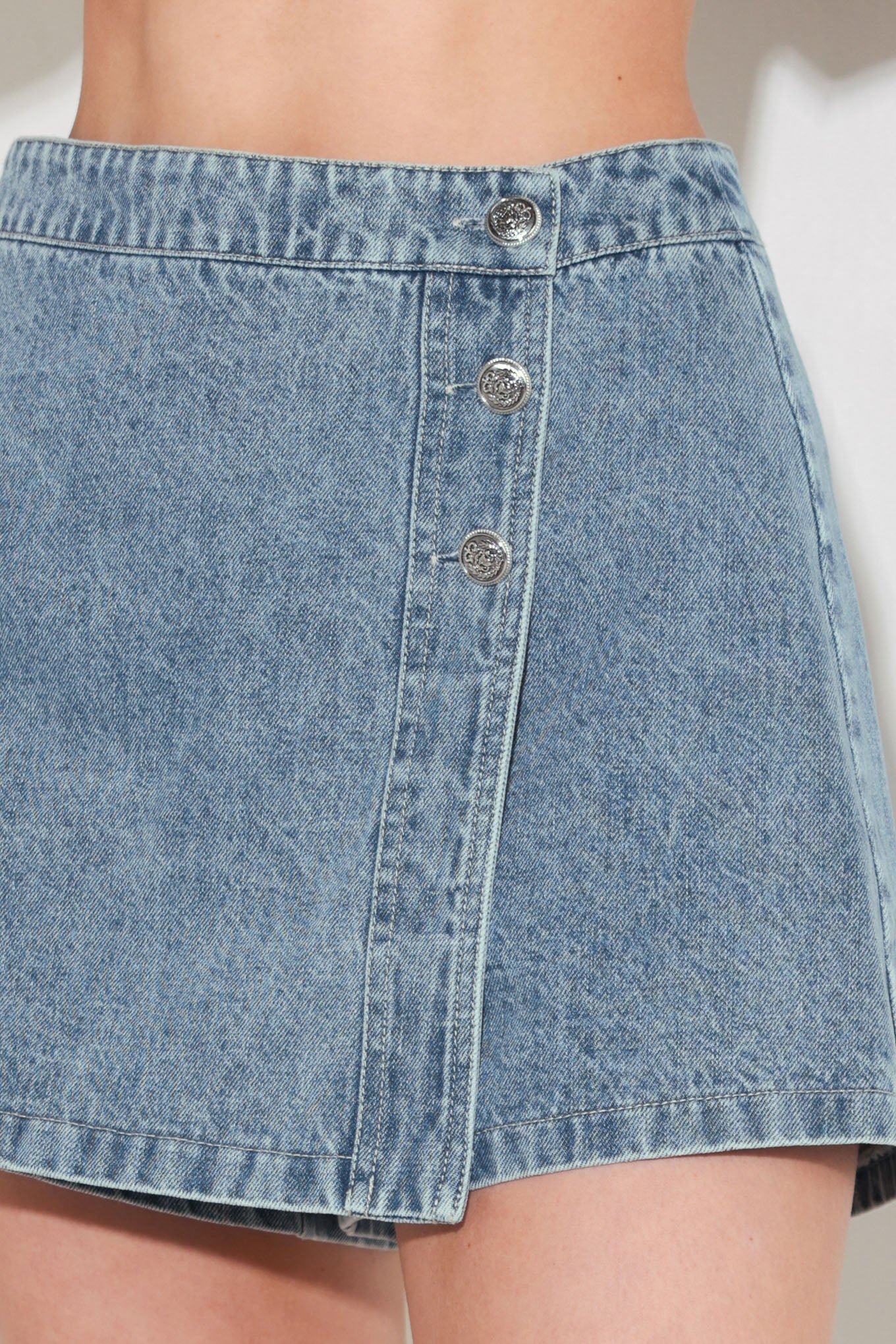 STREET MUSE DENIM SKORT - Flying Tomato - SHORTS - Freemarket