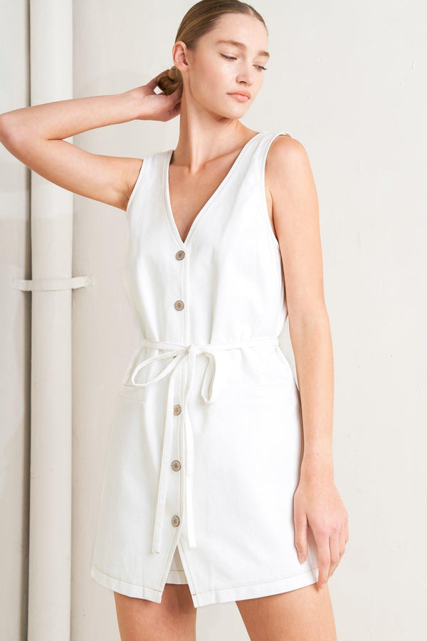 EFFORTLESS ATTRACTION WOVEN ROMPER.