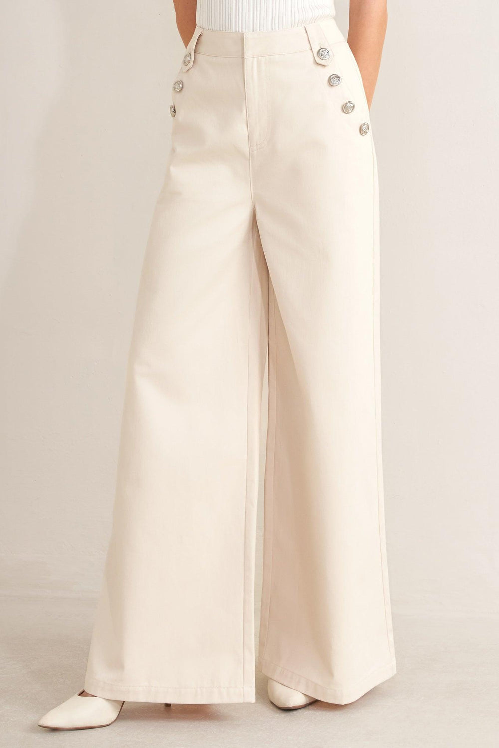 RUNWAY TAILORED WOVEN PANTS.