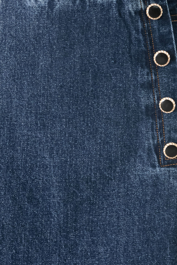 Close up of denim skort with button detail and back zipper closure | FREEMARKET