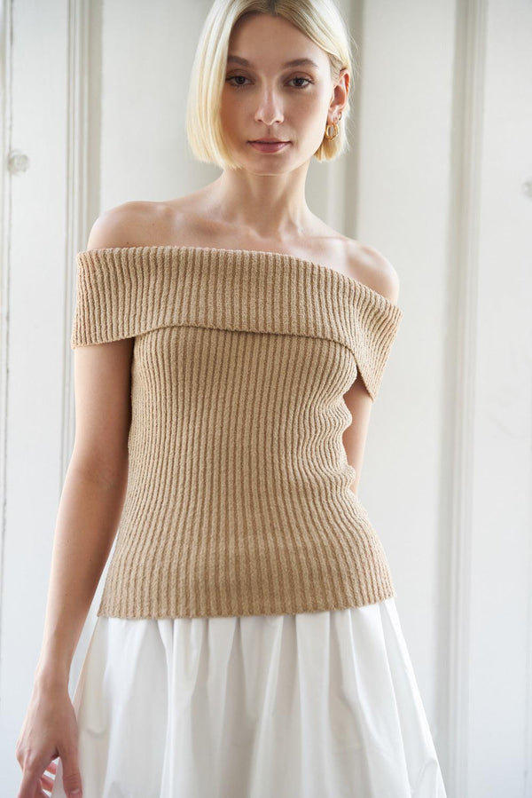 PRECIOUS APPROACH SHOULDER TOP.
