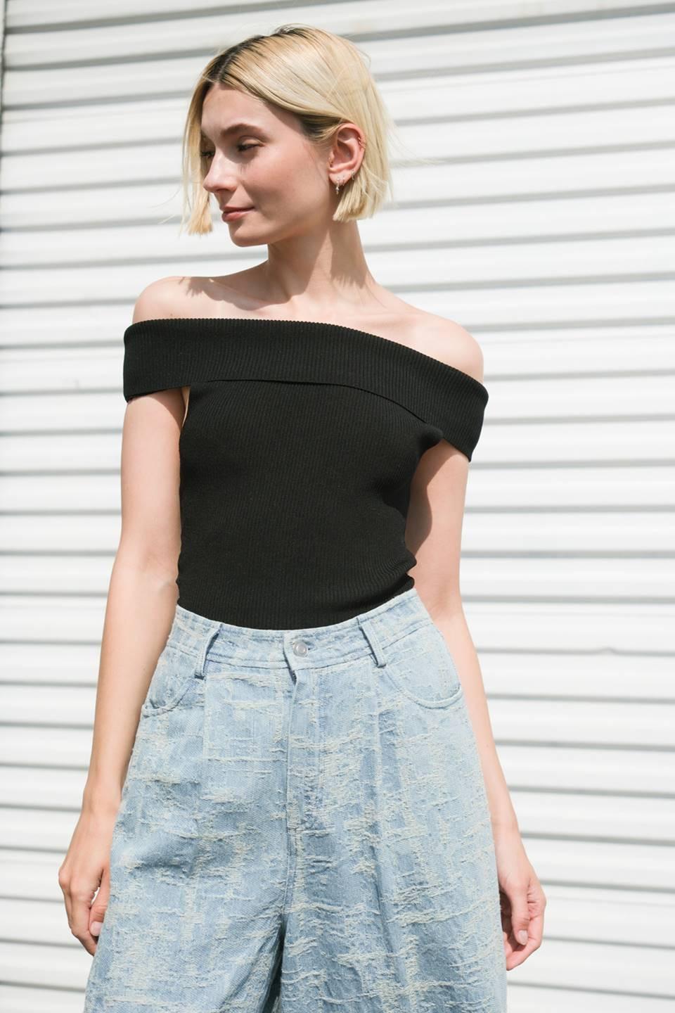 DESIGNS BEYOND KNIT BODYSUIT.
