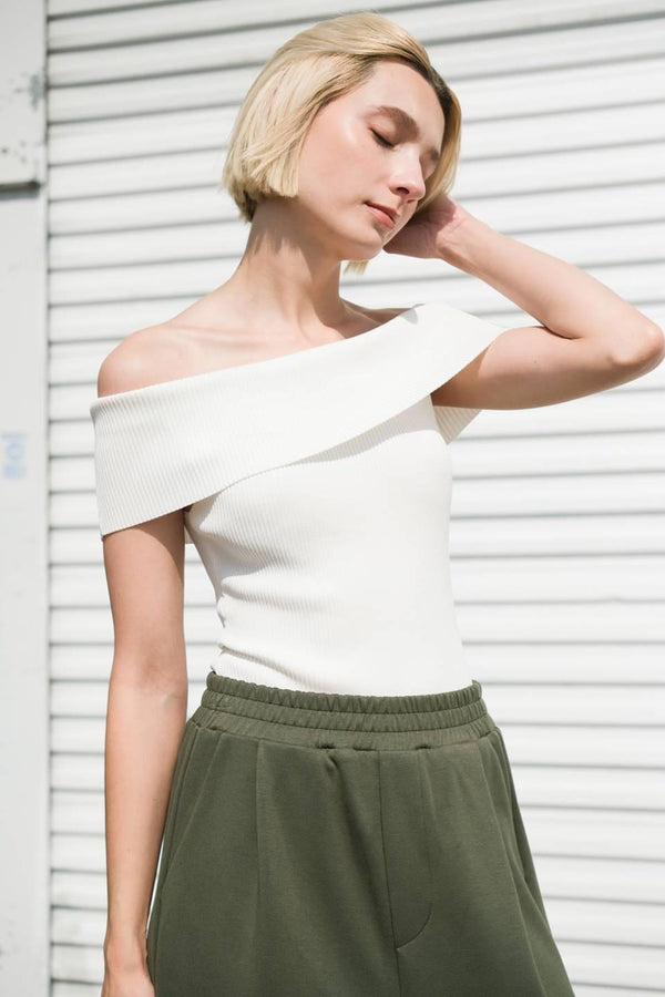 DESIGNS BEYOND KNIT BODYSUIT.