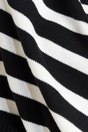 TIMELESS CHARM SWEATER TOP.