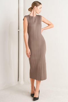 STORY OF US SWEATER MIDI DRESS.