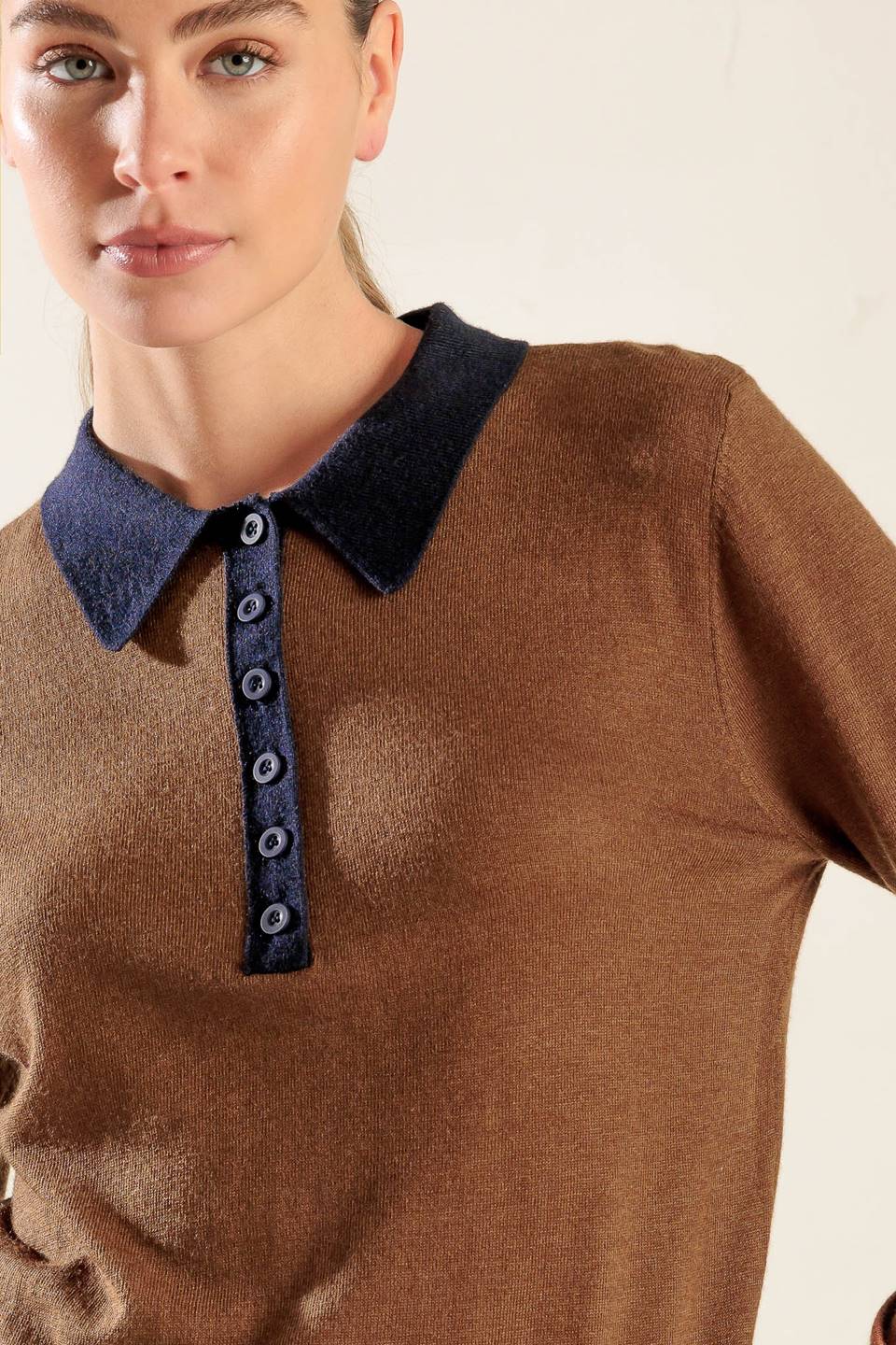 HIDDEN REFLECTIONS SWEATER POLO TOP