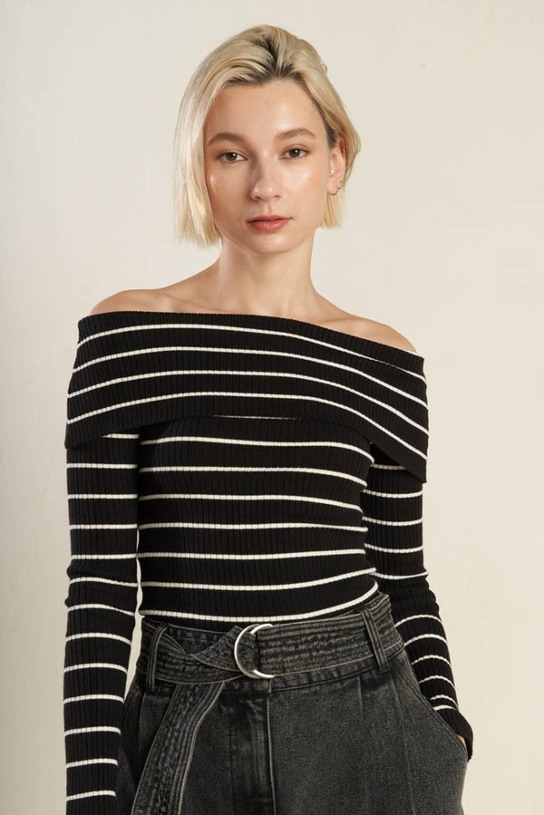 IN TOO DEEP SWEATER TOP.