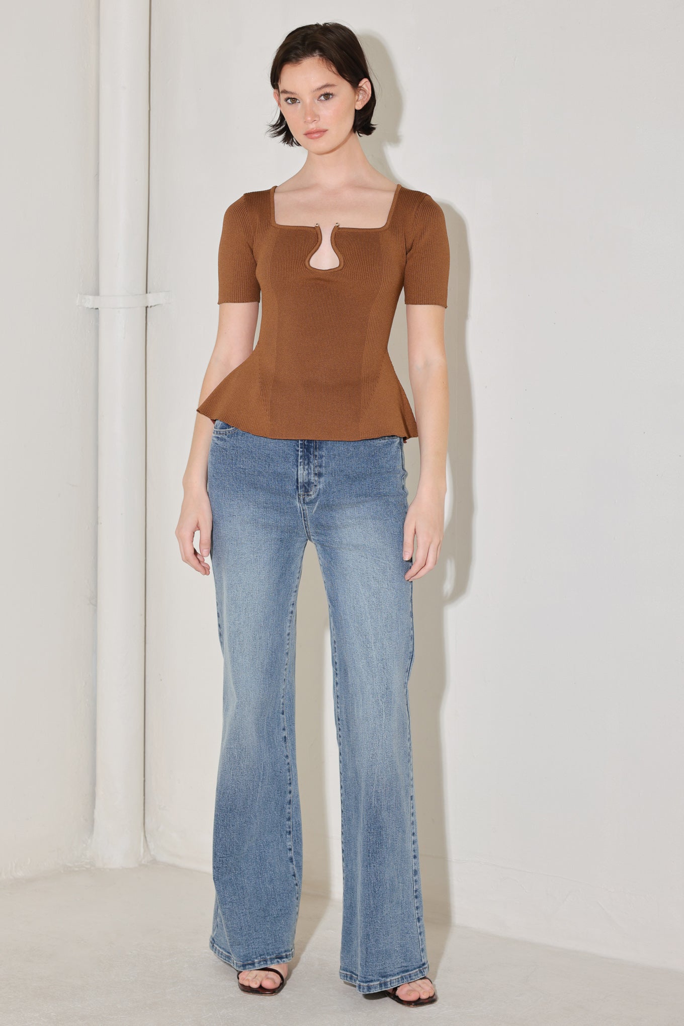 GOLDEN GLOW MOMENT SWEATER TOP