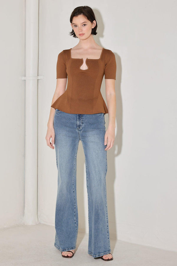 GOLDEN GLOW MOMENT SWEATER TOP.