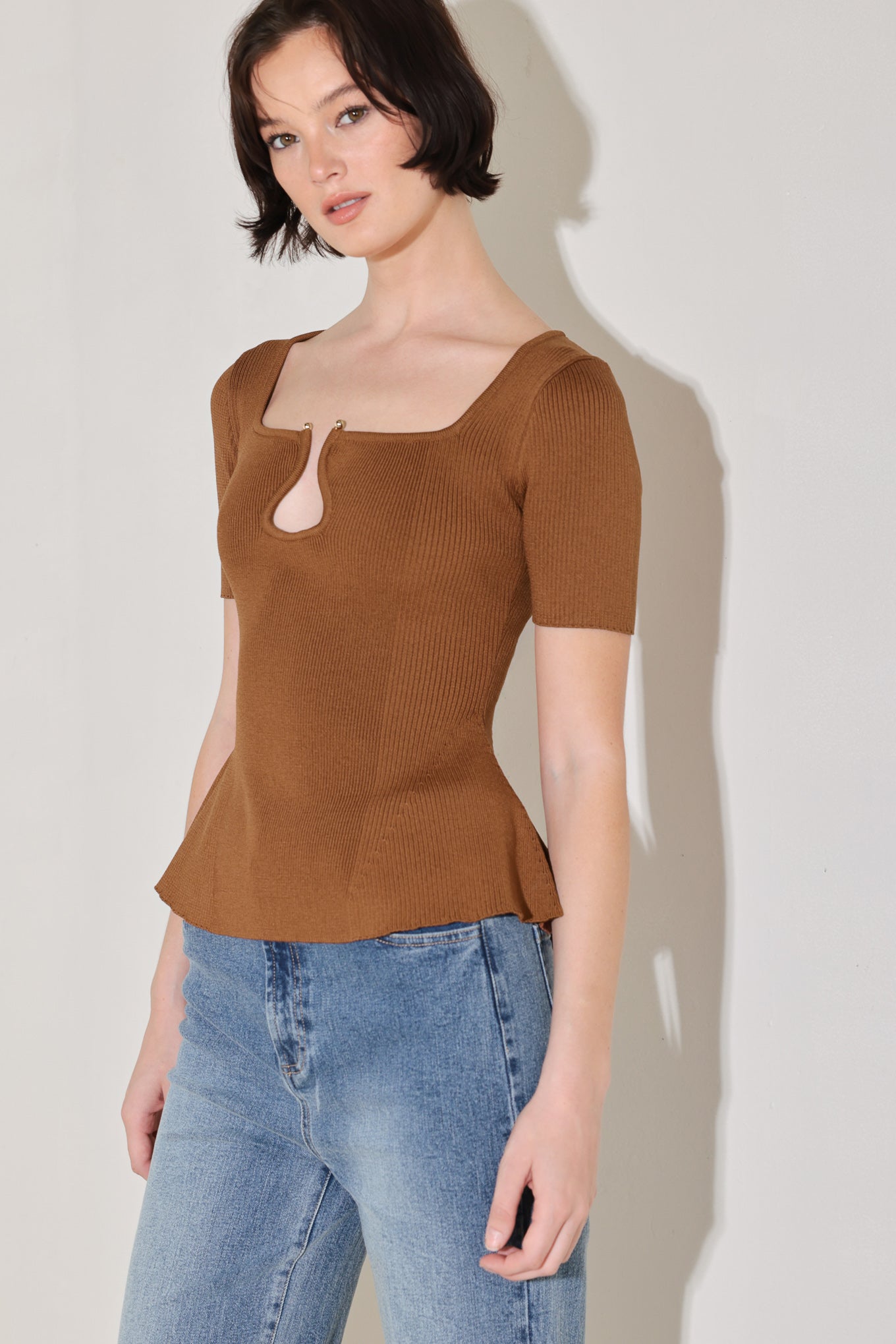 GOLDEN GLOW MOMENT SWEATER TOP