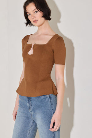 GOLDEN GLOW MOMENT SWEATER TOP.