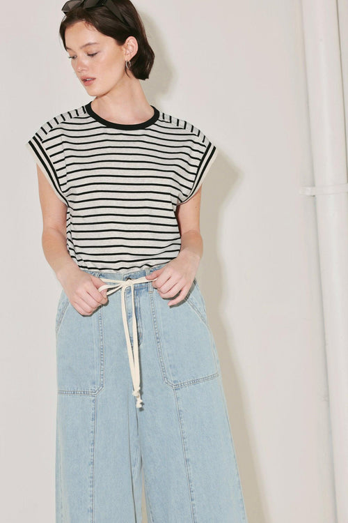 INDIE ICON ENERGY KNIT TOP.