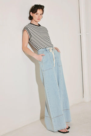 INDIE ICON ENERGY KNIT TOP.