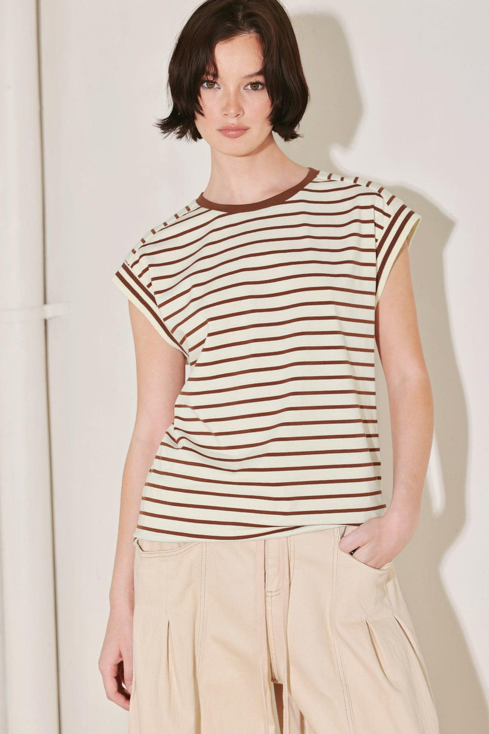 INDIE ICON ENERGY KNIT TOP.